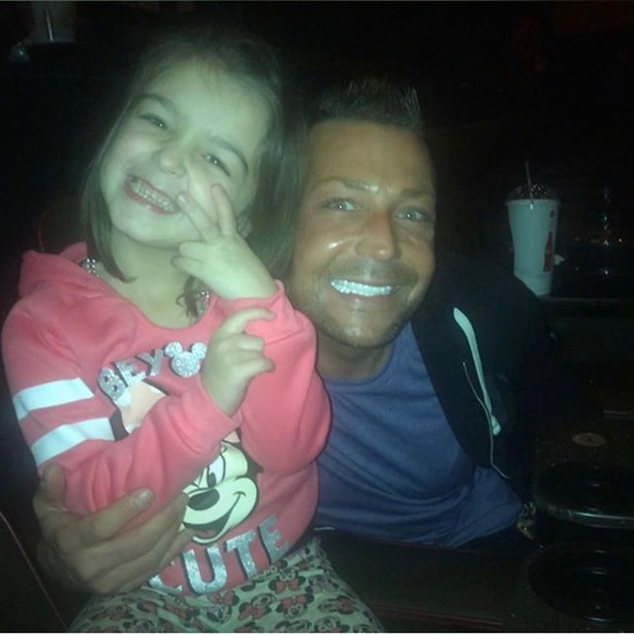 Meet your Posher, Albrt - Picture 6 of 16